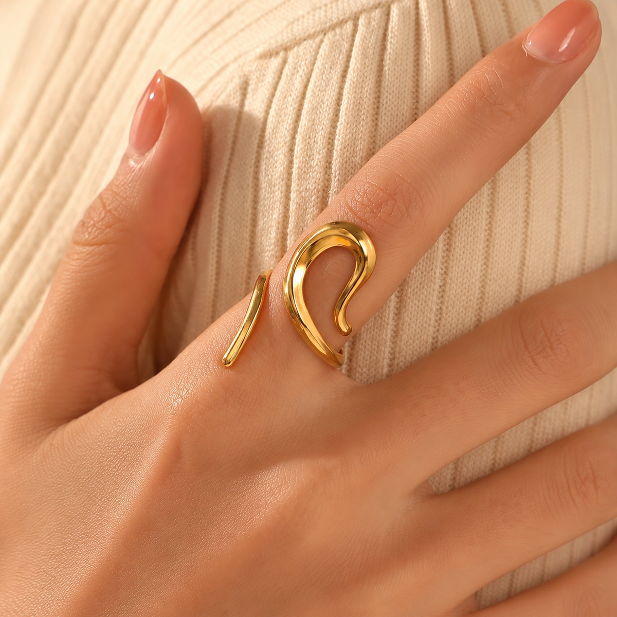 Wave Flow Ring