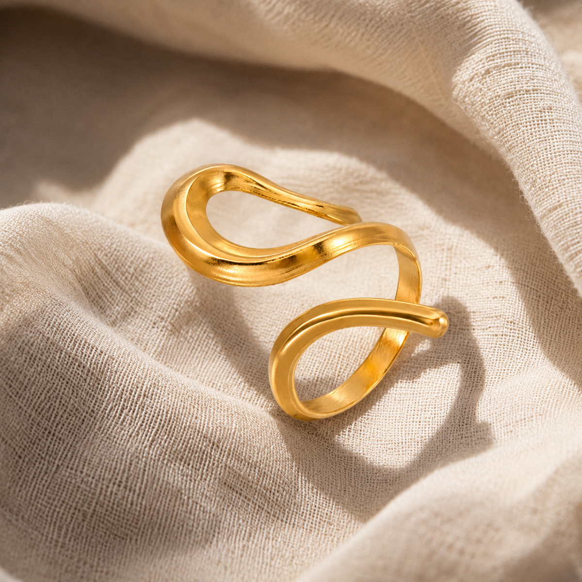 Wave Flow Ring